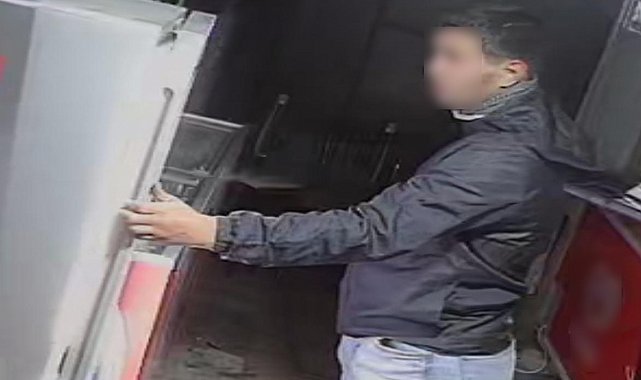 Eskişehir'de enerji içeceği hırsızlığı kameraya yansıdı