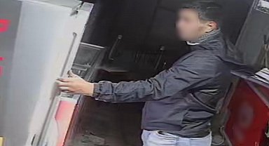 Eskişehir'de enerji içeceği hırsızlığı kameraya yansıdı