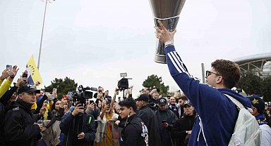 Euroleague şampiyonu Fenerbahçe, İstanbul'a döndü