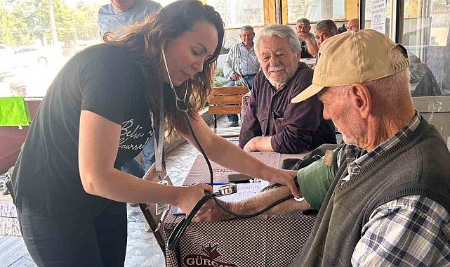 Farkındalık için sokak sokak gezip tansiyon ve şeker ölçümü yapıldı