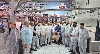 Fatih Belediyesi, vatandaşlara "Sertifikalı Kurban Kesim Elemanı Eğitimi" verdi