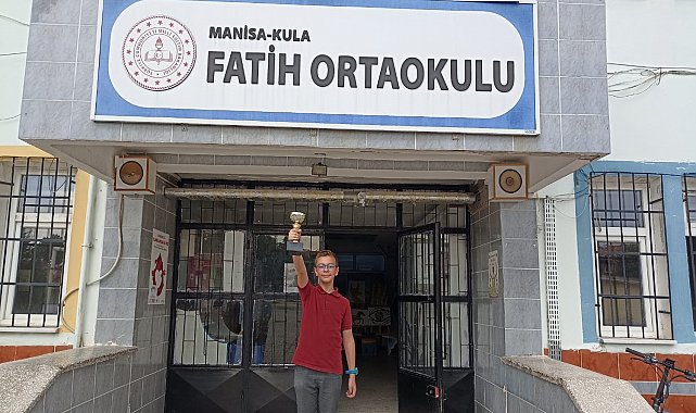 Fatih Ortaokulu öğrencisinden bursluluk sınavında tam puan