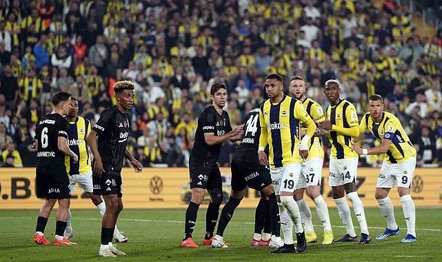 Fenerbahçe'nin 17 maçlık yenilmezlik serisi yine derbide sona erdi