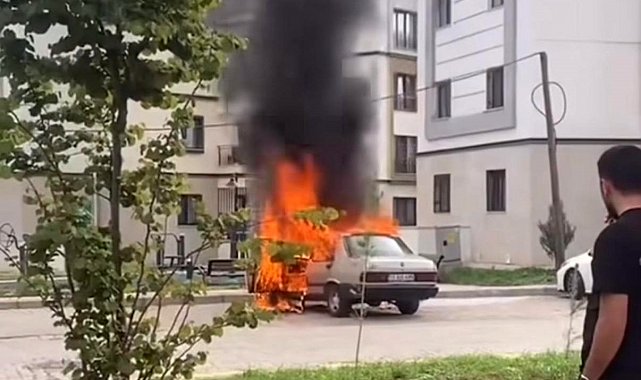Fiat Tofaş otomobil alev topuna döndü