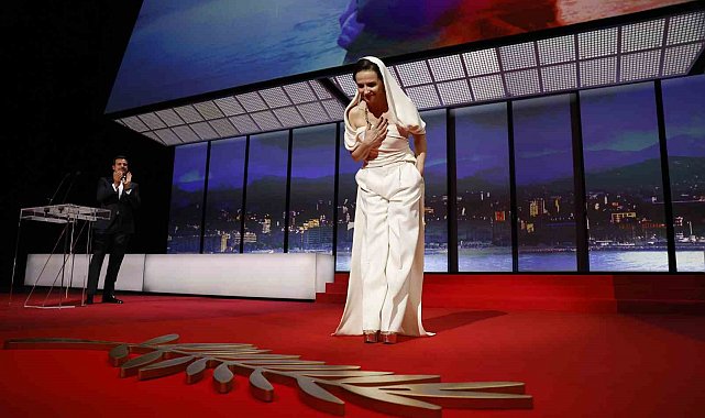 Fransız film yıldızı Binoche, Cannes Film Festivali açılışında Filistinli gazeteci Hassona'yı andı