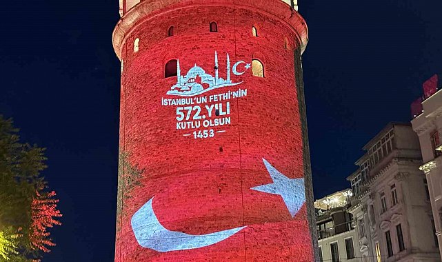 Galata Kulesi'nde İstanbul'un fethine özel ışık gösterisi