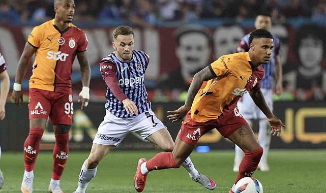 Galatasaray şampiyonluğa 1 puan uzaklıkta
