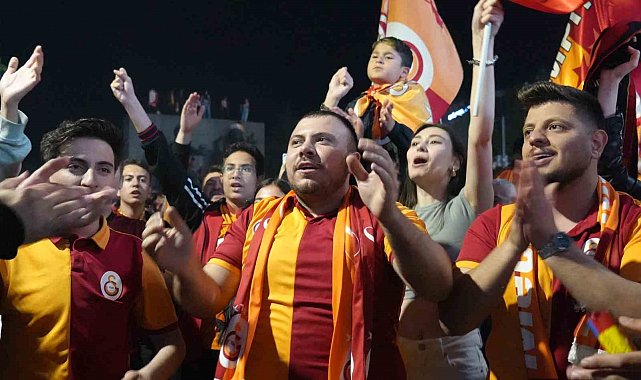Galatasaray'ın şampiyonluğu Ankara'da coşkuyla kutlandı