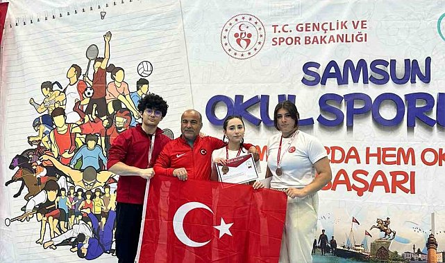 Gazi Anadolu Lisesi öğrencileri Türkiye şampiyonasında kürsüye çıktı