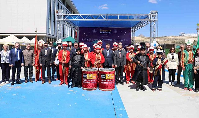 Geleceğin mühendisleri NEÜ Mühendislik Gençlik Festivalinde bir araya geldi