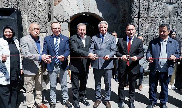 Geleneksel el sanatları bu sergide buluştu