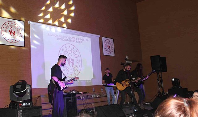 Gençlik Bayramı'nda konser düzenlendi