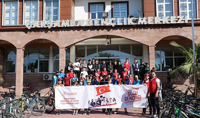 Gençlik Haftası'nda 55 gençten bisikletli kutlama
