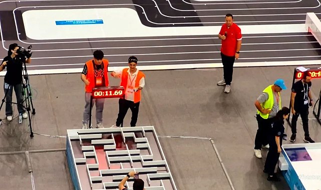 Giresunlu öğrencilerden uluslararası robotik başarı: Dünya şampiyonu oldular