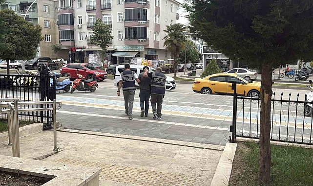 Göçmen taşıyan tır şoförlerinden biri tutuklandı