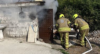 Gönen'de mermer atölyesinde çıkan yangın kısa sürede söndürüldü