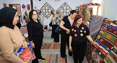 Gönüllü anneler Çameli'nin doğası ve kültürel zenginliklerine hayran kaldı