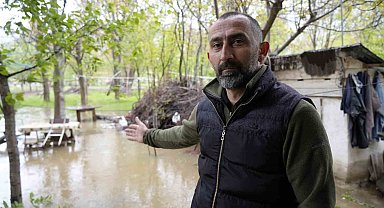 Gümüşhane'de DSİ'nin dere ıslahı çalışması bahçeleri sular altında bıraktı