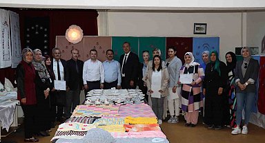 Günyüzü Halk Eğitim Müdürlüğünde yıl sonu sergisi