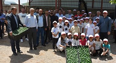 Güroymak'ta fide ve tohum dağıtımı yapıldı