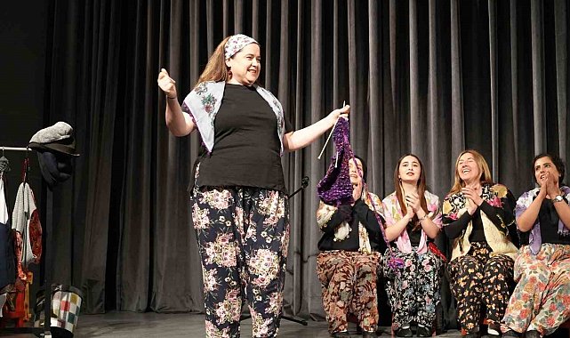 Gürsu'da tiyatro kursları yoğun ilgi görüyor