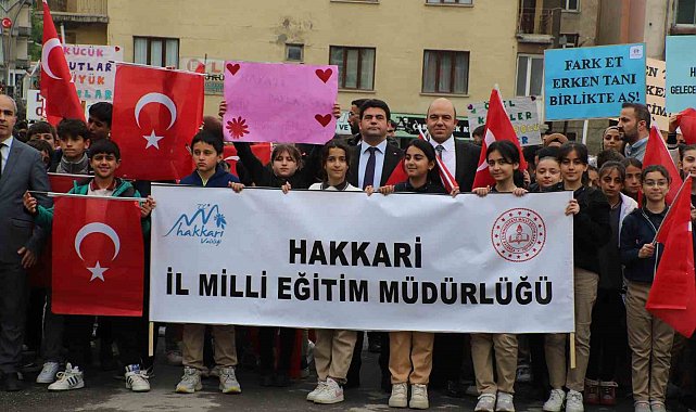 Hakkari'de farkındalık yürüyüşü düzenlendi