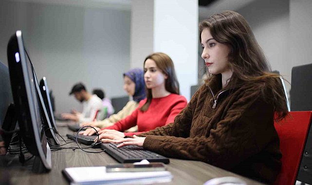 Hasan Kalyoncu Üniversitesi, girişimci ve yenilikçi üniversiteler arasında zirveye yükseldi