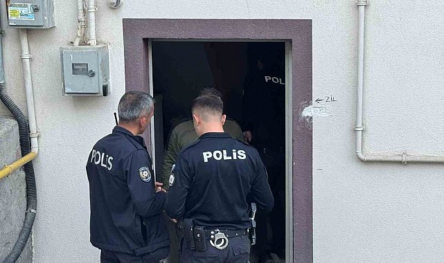 Hastanede yatan eşini görmek için hazırlık yaparken kalbine yenik düştü