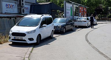 Hatalı park yaparak yaya geçişlerini engelleyen araç sürücüleri tek tek uyarıldı