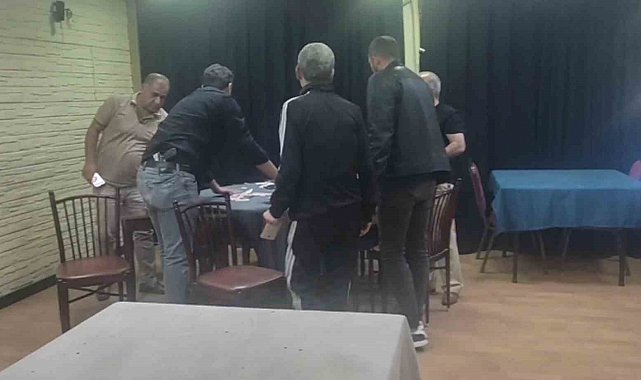 Hatay'da Kumar oynayan şahıslara suçüstü