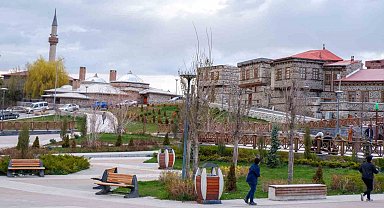 Havalar parçalı bulutlu olacak