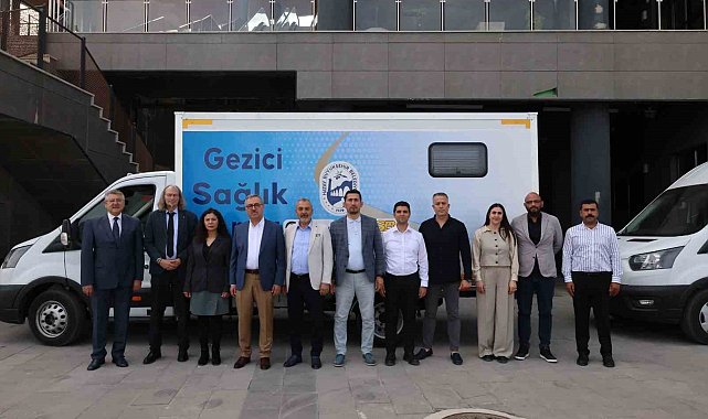 HBB filosuna 2 gezici sağlık aracı katıldı