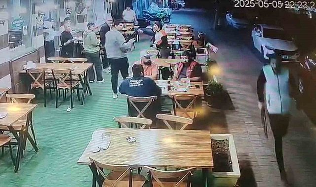 Herkes kaçtı, onlar izledi