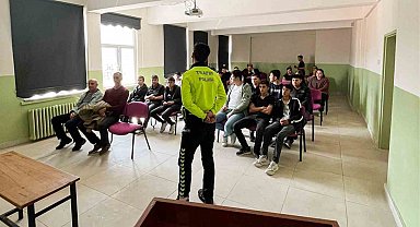 Hisarcık polisinden "Bir kural Bir Ömür" projesi