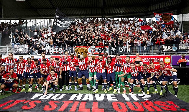 Hollanda'da şampiyon PSV