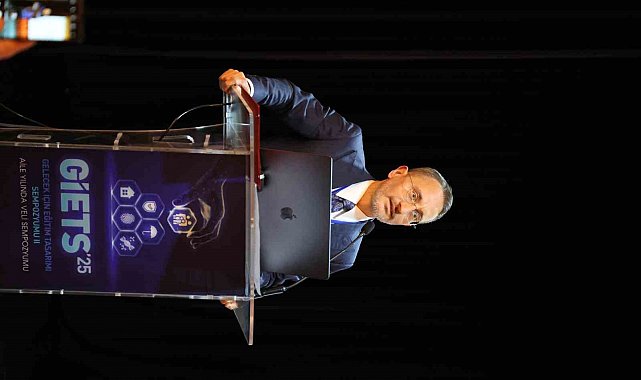 İletişim Başkanı Altun: "Günümüzde dijital medya ve sosyal medya mecraları, dezenformasyonu katbekat artıran bir gelişme"