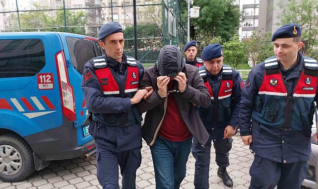 İnternetten izleyip 5. kattaki evini uyuşturucu tarlasına çevirdi