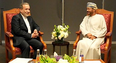 İran Dışişleri Bakanı Arakçi, ABD ile yapılacak dördüncü tur müzakereler için Umman'da