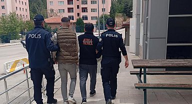 Isparta'da aranan 2 şahıs operasyonla yakalandı