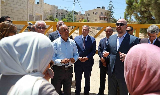 İsrail güçleri Batı Şeria'da Türk diplomatın da bulunduğu heyete uyarı ateş açtı