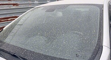 İstanbul'da sağanak yağışla beraber çamur yağdı