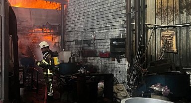 İzmir'de metal döküm atölyesinde yangın