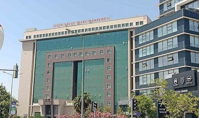 İzmir'de rüşvet operasyonu: İcra müdür yardımcısı ve katip tutuklandı