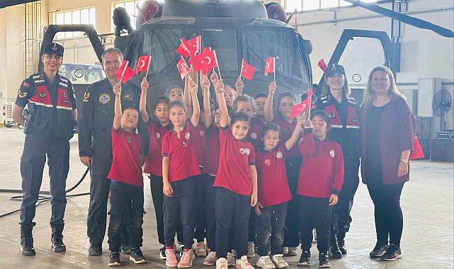 Jandarma öğrencileri ağırladı