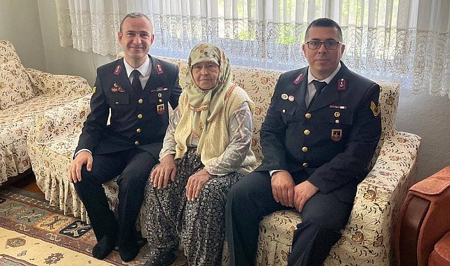 Jandarma, şehit annelerini unutmadı