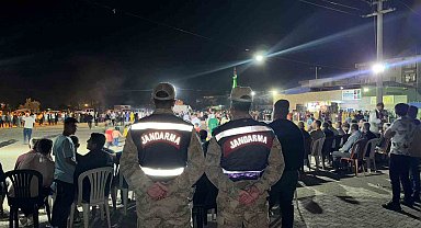 Jandarmadan düğün mesaisi