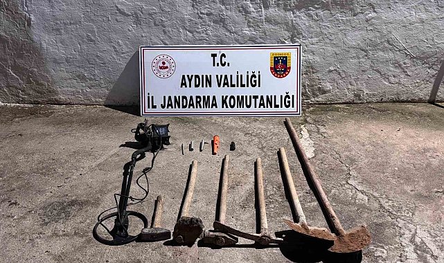 Kaçak kazı yaparken suçüstü yakalandılar