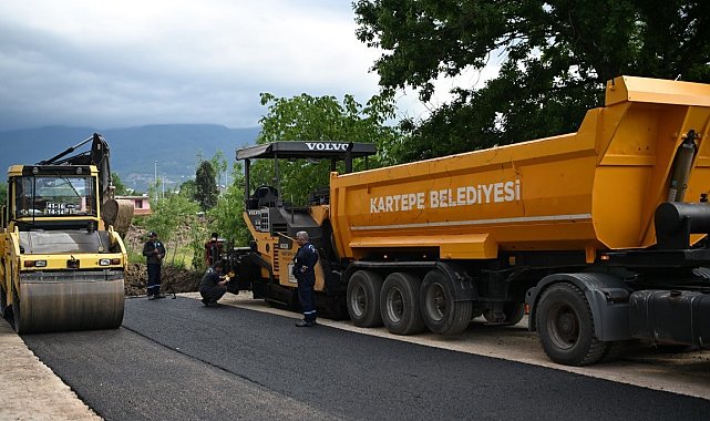 Kartepe'de 930 ton asfalt serimi gerçekleştirildi