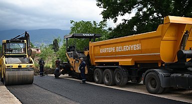 Kartepe'de 930 ton asfalt serimi gerçekleştirildi