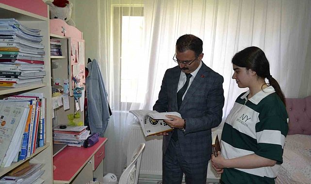 Kaymakam Ateş, öğrencilerin misafiri oldu